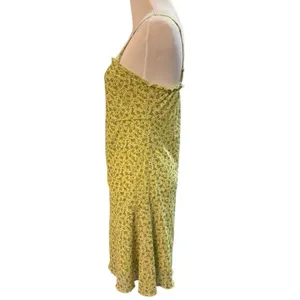Hesperus Green Floral Slip Dress Women’s Size L Ruffle Trim Midi 34” Length thumbnail 2