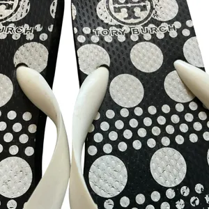 Tory Burch women’s sandals size 8 black white polka dot foam flip flops thumbnail 3