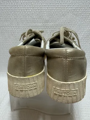 Tretorn Metallic Gold Platform Lace-Up Sneakers - Women's 8 thumbnail 5