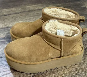 UGG Platform Mini Boots thumbnail 1