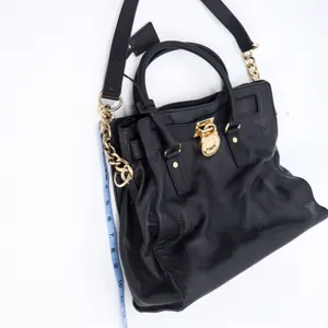 Michael Kors Hamilton‎ Satchel Women Large Black Leather Gold Padlock Tote Bag thumbnail 3