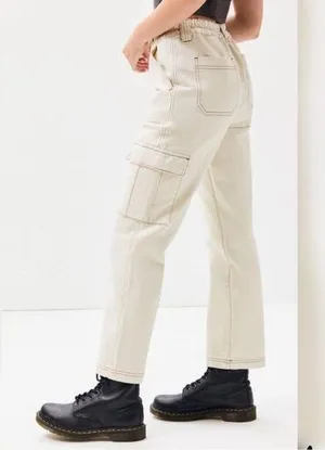 Women’s Pacsun Cream Cargo Pants thumbnail 1