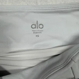 Alo Yoga Tennis Skirt White Pleated Built-In Shorts Size XS thumbnail 3