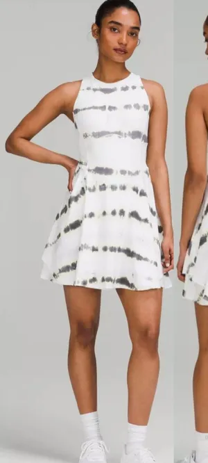 {2} Lululemon Court Crush Tennis Dress Traverse Yellow Multi White thumbnail 1