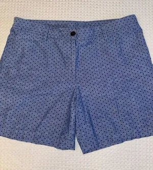 Talbots Girlfriend Chino Shorts Size 12 Light Blue Navy Polka Dot Classic Preppy thumbnail 1