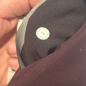 Lululemon leggings size 2 thumbnail 4