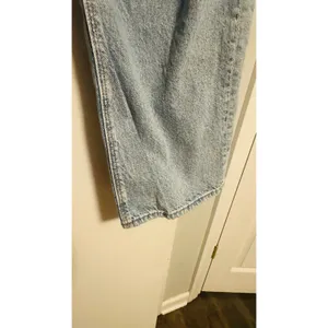 AMERICAN EAGLE Skylight Blue Strigid Ripped Knee High-Waisted Stovepipe Jeans thumbnail 9