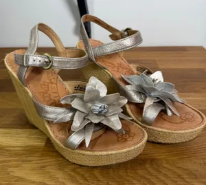 Born Metallic Flower Embellished Wedge Sandals Women's 6 Open Toe 4" Heel thumbnail 1