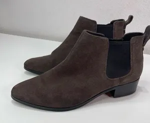 Coach Suffolk Chelsea Boots Booties Brown Suede Point Toe Women’s 8 B thumbnail 1