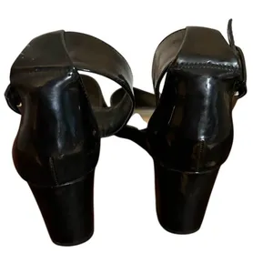 Nine West Black Patent Leather Block‎ Heel Sandals - Size 9M thumbnail 3