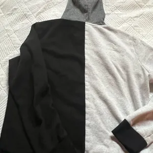 PINK - Victoria's Secret sweatshirt large thumbnail 4