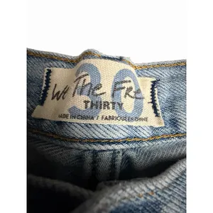We The Free Shorts Free People 30 Distressed Cutoff Denim High Button Fly HH11-3 thumbnail 2