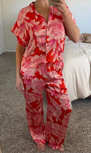 Pink and red floral pajamas thumbnail 1