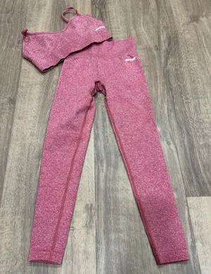 Bo+Tee Womens Red 2PC Seamless Sports Bra Legging Yoga Pant Set XS/Small thumbnail 1