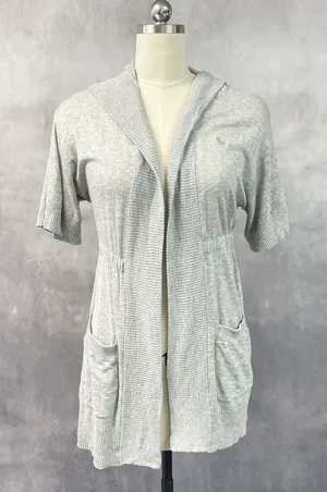 Abercrombie And Fitch Womens Cardigan Size M Preppy Coastal Clean Girl Minimal thumbnail 1