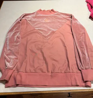 Adidas Women’s vintage sweatshirt thumbnail 1