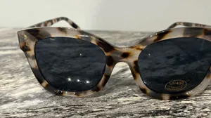 Tortoise Shell Sunglasses Brown thumbnail 1
