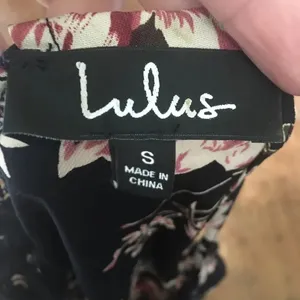 Lulu’s pink and black high neck S maxi with side slits thumbnail 4