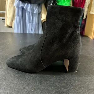 Authentic Prada Black Ankle Boots with Square Toe and Block Heel 40 9 thumbnail 5