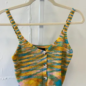 NWT Cider Space Dye Knit Button Front Crop Tank Top Multi Color Size‎ Medium thumbnail 3