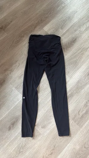 Black Lululemon leggings thumbnail 4