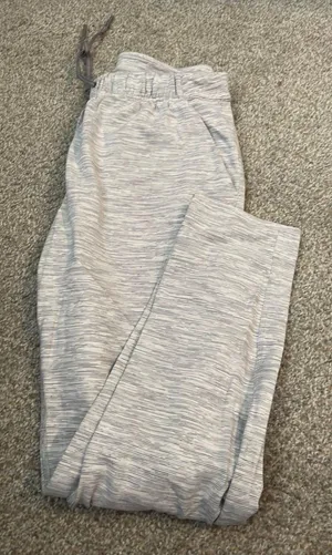 Lululemon On The Fly Pants thumbnail 2