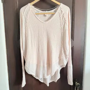 FREE PEOPLE We the Free catalina Pink Waffle Knit Round Hem Drapey Top | Medium thumbnail 2
