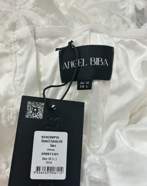 New Showpo RHEIVA Strapless 3D Embroidery Midi White Dress Size Large MSRP $149 thumbnail 7