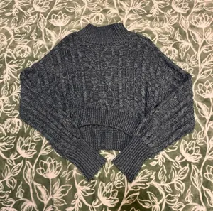 Arizona Blue sweater thumbnail 1