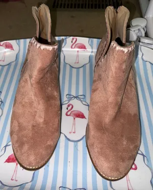 Hey girl pink suede ankle boots thumbnail 1