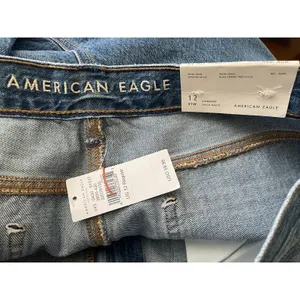American Eagle Outfitters Womens Frayed Hem Mom Jeans Size 12/ 31W NEW thumbnail 10
