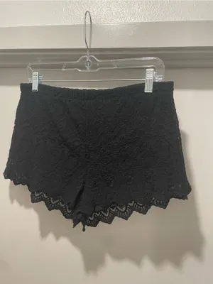 H&M Divided Black Lace Stretch Pull-On Shorts - S thumbnail 8