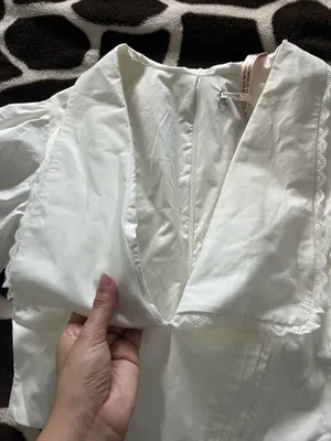 NWOT House of CB Augusta White Pin Tuck Top thumbnail 6