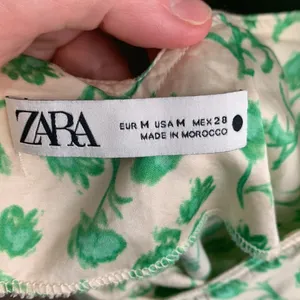 Zara slip dress midi satin spaghetti strap green floral medium thumbnail 4