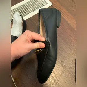 Hanna coach lambs leather loafers logo chain fall black casual classic $280 thumbnail 5