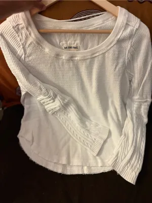 FREE PEOPLE SWINGING CABLE CUFF TOP sz M thumbnail 3