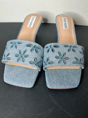 Steve Madden Embroidered Eyelet Floral Denim Josefina Slip On Kitten Heel thumbnail 4