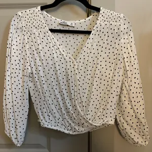 Hollister Polka Dot Long Sleeve thumbnail 1