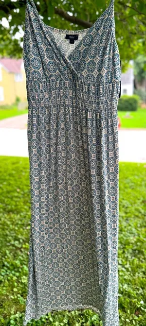 Chic Geometric Print Maxi Dress in‎ Blue and White thumbnail 1