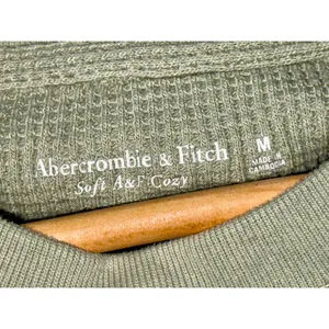 Abercrombie & Fitch Soft AF Cozy Green Knit Crop Long Sleeve Sweatshirt Size M thumbnail 3