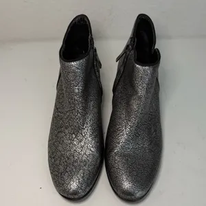 Sam Edelman Petty Ankle Boots Chelsea Bootie Zip Metallic Silver Leather 8.5 thumbnail 3