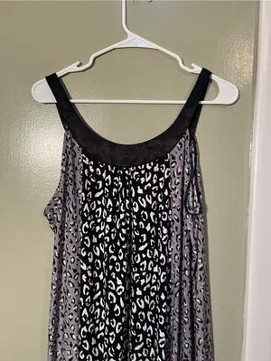 Alfani Intimates Women’s Size XL Sleeveless Nightgown Dress Gray Black Animal thumbnail 6