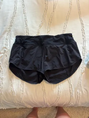 Lululemon Speed Shorts 2.5" thumbnail 3