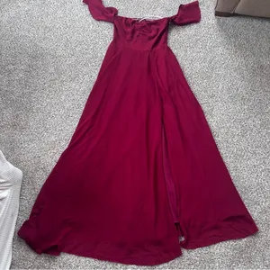 Lulu’s Absolute Romance Burgundy Off-the-Shoulder Maxi Dress Bridesmaid Formal thumbnail 2