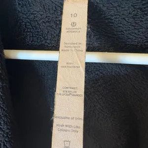 Lululemon Presence of‎ Mind Jacket Size 10 thumbnail 6