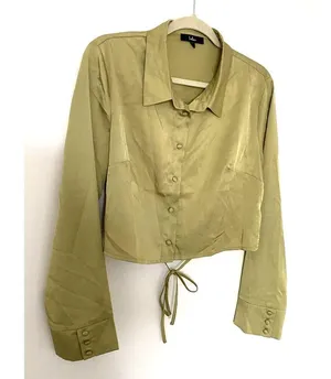 Lulus Green Cropped Satin Feel Blouse Open Back Long Sleeve Front Button Sz XL thumbnail 4