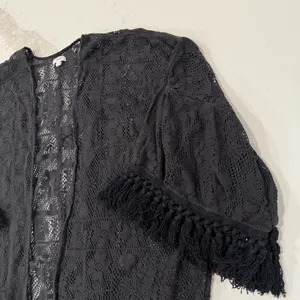 Aerie Crochet Lace Fringe Hem Kimono Women’s M/L Black Floral Swim Coverup Boho thumbnail 7