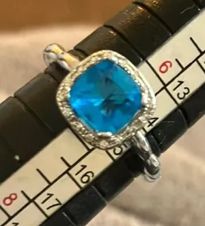 Elegant Blue Silver Ring thumbnail 1