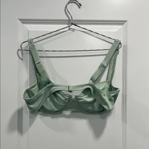 Cupshe Mint Green Ribbed Underwire Bikini Set thumbnail 2