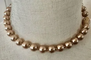 NWT Avon vintage gold tone beaded necklace thumbnail 1